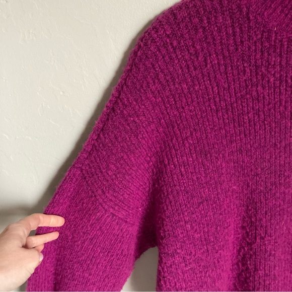Sanctuary Purple Sweater Size Medium - Picture 2 of 5
